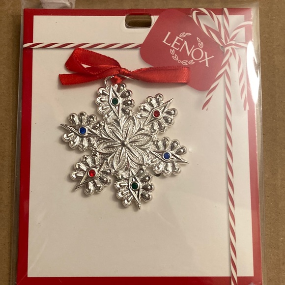 Lenox Other - 💵💵  5  for $ 25  💵💵 …..NWT…Lenox Silver Snowflake jeweled charm ornament.